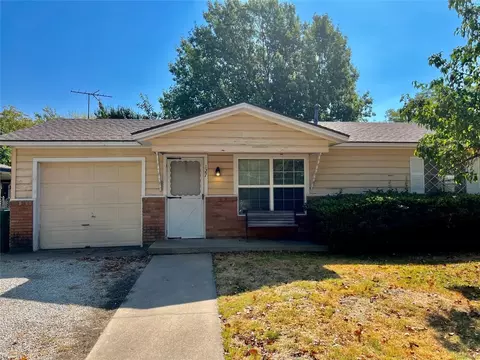 127 Clearman St, Krum, TX 76249