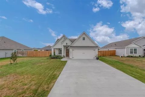 136 Pleasant Path, Snook, TX 77878 photo 2