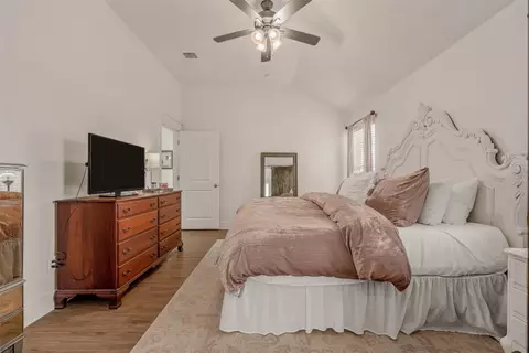 136 Pleasant Path, Snook, TX 77878 photo 20