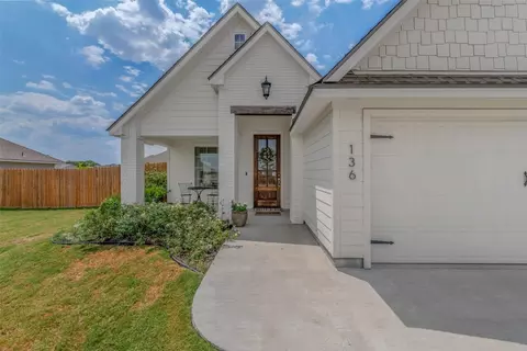 136 Pleasant Path, Snook, TX 77878 photo 3