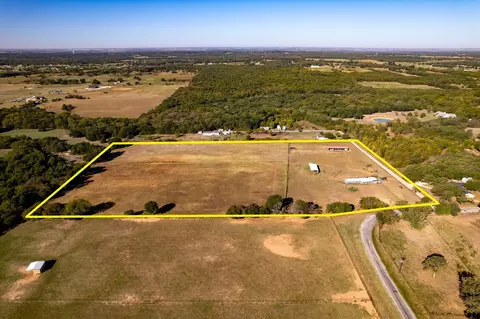 1182 Blackjack Rd, Valley View, TX 76272 photo 5