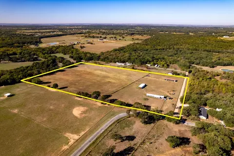 1182 Blackjack Rd, Valley View, TX 76272