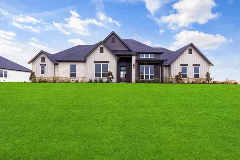 12000 Bella Vino Dr, Fort Worth, TX 76126
