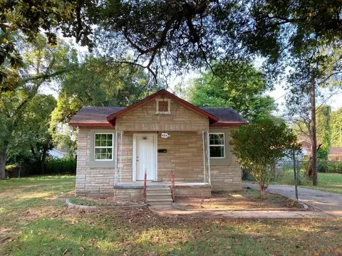 424 Montgomery St, Bossier City, LA 71111