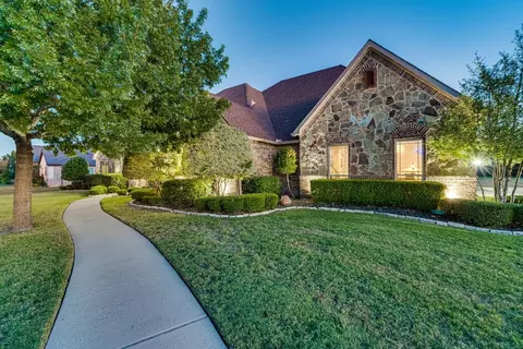 2047 Willow Bend Dr, Oak Leaf, TX 75154 photo 4