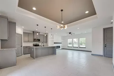 2602 College St, Greenville, TX 75401