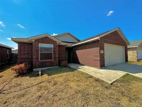 7954 Los Alamitos Ln, Fort Worth, TX 76140