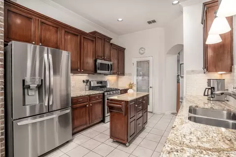 307 Wrangler Dr, Fairview, TX 75069