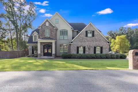 2800 Sunrise Pt, Haughton, LA 71037