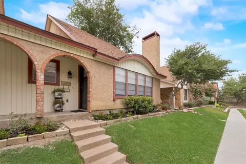 2023 Clubview Dr, Carrollton, TX 75006