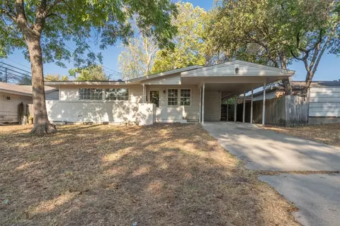 4928 Lubbock Ave, Fort Worth, TX 76115