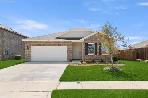 19 Cherryridge Dr, Edgecliff Village, TX 76134