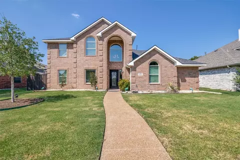 9309 Woodlake Dr, Rowlett, TX 75088