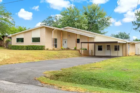 1010 Cope Dr, Paris, TX 75462