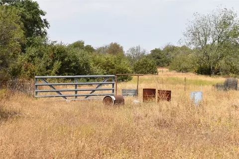 9965 Farm Road 205, Stephenville, TX 76401