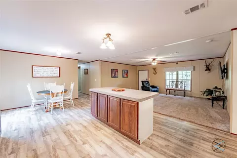 130 Bent Tree Cir, Eustace, TX 75124 photo 3