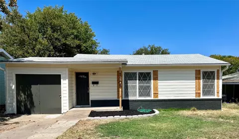 1105 E Bowie St, Fort Worth, TX 76104