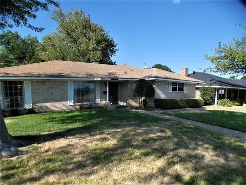1713 Anderson St, Irving, TX 75062