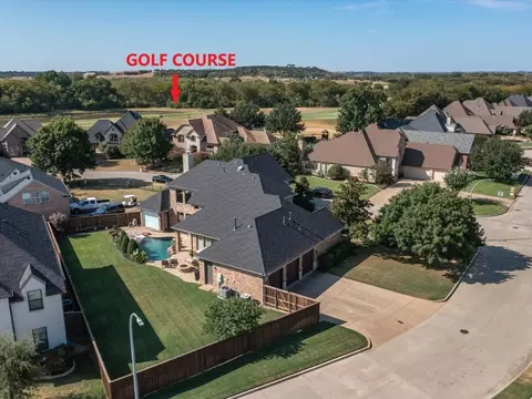 13813 E Riviera Dr, Fort Worth, TX 76028