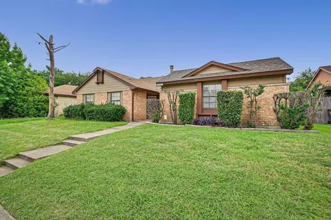 2425 E Timberview Ln, Arlington, TX 76014