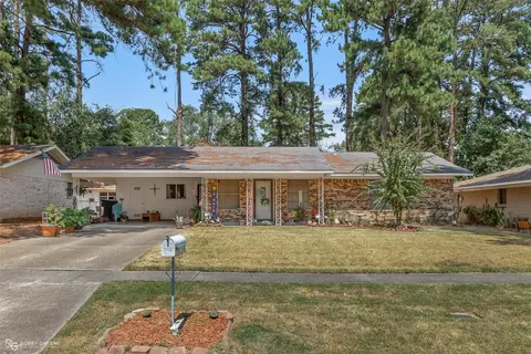 2716 Frostwood Dr, Shreveport, LA 71108