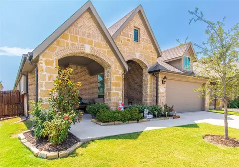 717 Edinburgh Dr, Anna, TX 75409