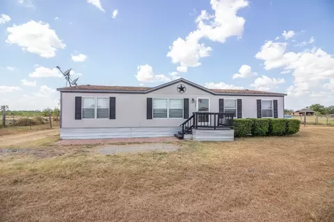 9484 Diamond Ave, Kaufman, TX 75142