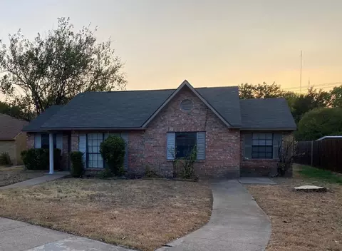 508-510 Matterhorn St, Cedar Hill, TX 75104