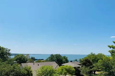 327 Columbia Dr, Rockwall, TX 75032