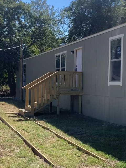 1608 Gale Dr, Pelican Bay, TX 76020