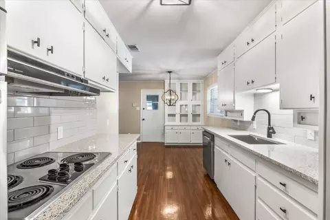 1804 Cheryl Ln, Arlington, TX 76013