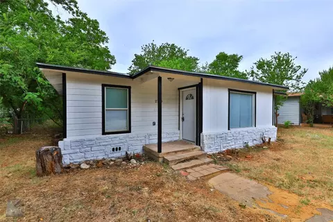 2790 Simmons Ave, Abilene, TX 79601