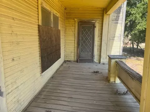 151 E Cooper Ave, Cooper, TX 75432 photo 2