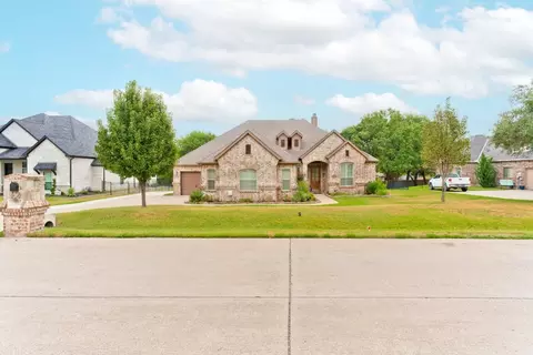 12540 Indian Creek Dr, Fort Worth, TX 76179