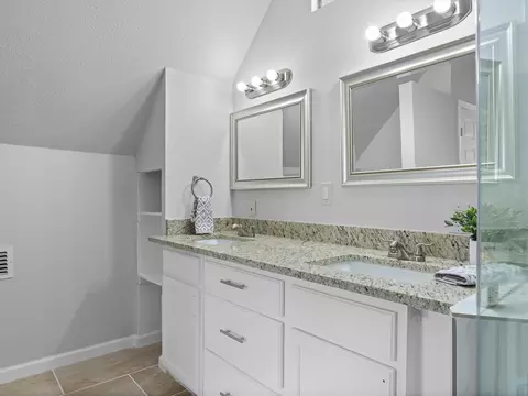 Bath - 205 E Maple St, Keene, TX 76059 photo 4 of 4