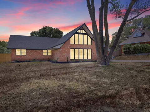Exterior - 205 E Maple St, Keene, TX 76059 photo 8 of 8