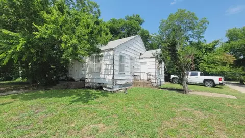 602 N Houston St, Royse City, TX 75189