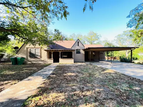 600 E Leslie St, Hamilton, TX 76531