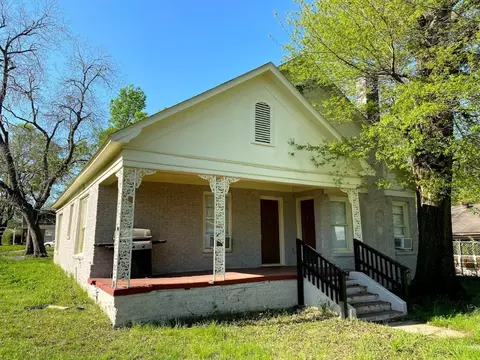 323 E Rosedale, Tyler, TX 75702