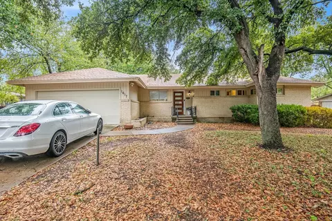 1617 Oak Cliff Rd, Fort Worth, TX 76103
