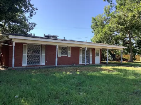1102 Violet Ave, Bossier City, LA 71112