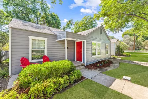 3833 Pershing Ave, Fort Worth, TX 76107