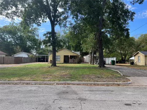 5928 Nina Ln, Haltom City, TX 76117