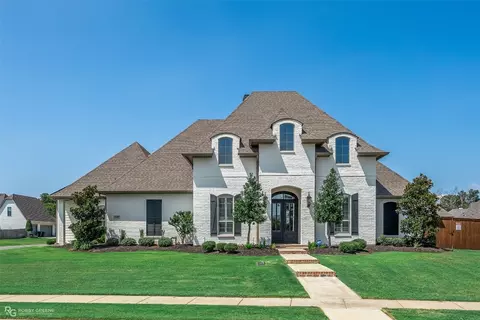 240 Horseguards Ave, Bossier City, LA 71111