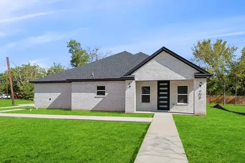 208 Crenshaw St, Terrell, TX 75160