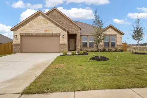 1906 Echo Lake Ct, Cleburne, TX 76033
