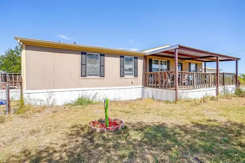2236 Jordan Ct, Joshua, TX 76058