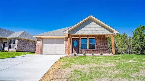 2510 Smokerise Trl, Granbury, TX 76048
