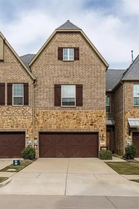 537 Reale Dr, Irving, TX 75039