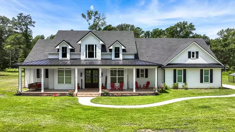 1125 Sassafras Rd, Big Sandy, TX 75755